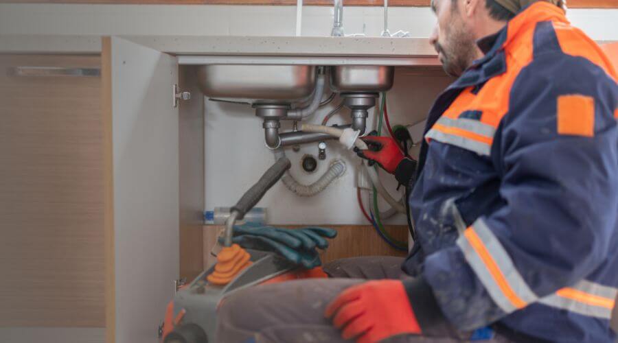 Professional slab leak plumber services in Savonburg, KS